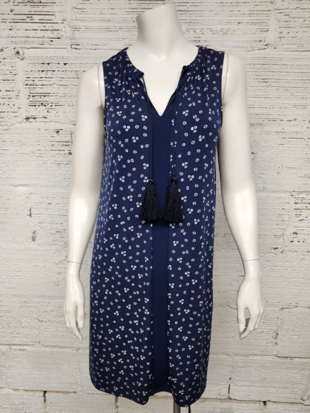Michael Kors Women's Size XS Floral Navy Blue Sleeveless Tassel Shift Dress